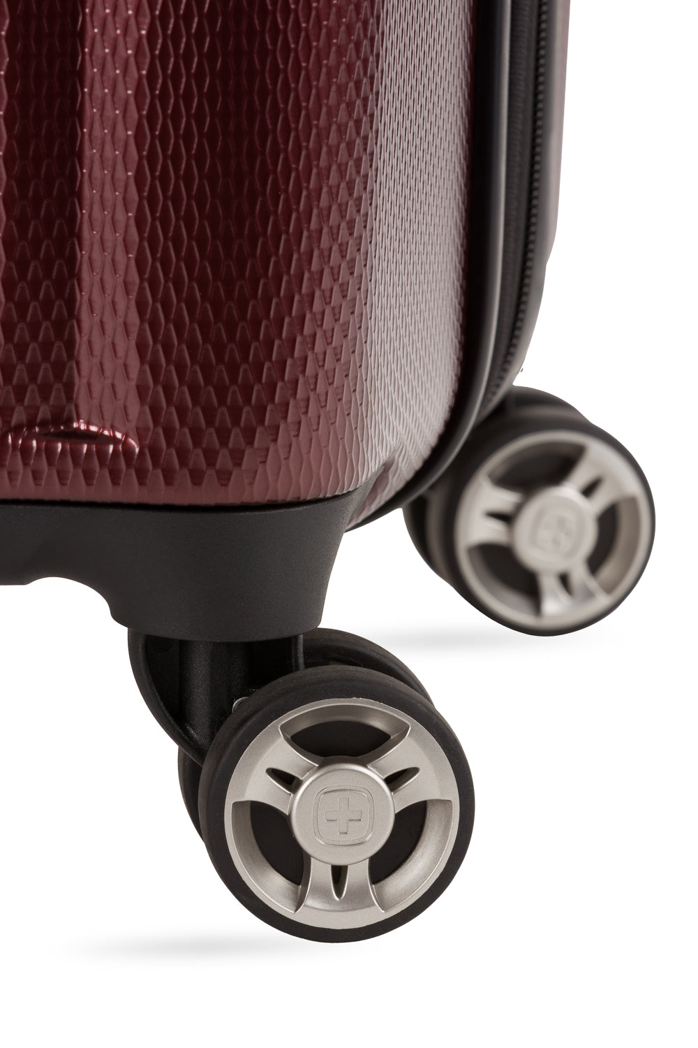 SWISSGEAR Energie Large Checked Spinner - Merlot - 08