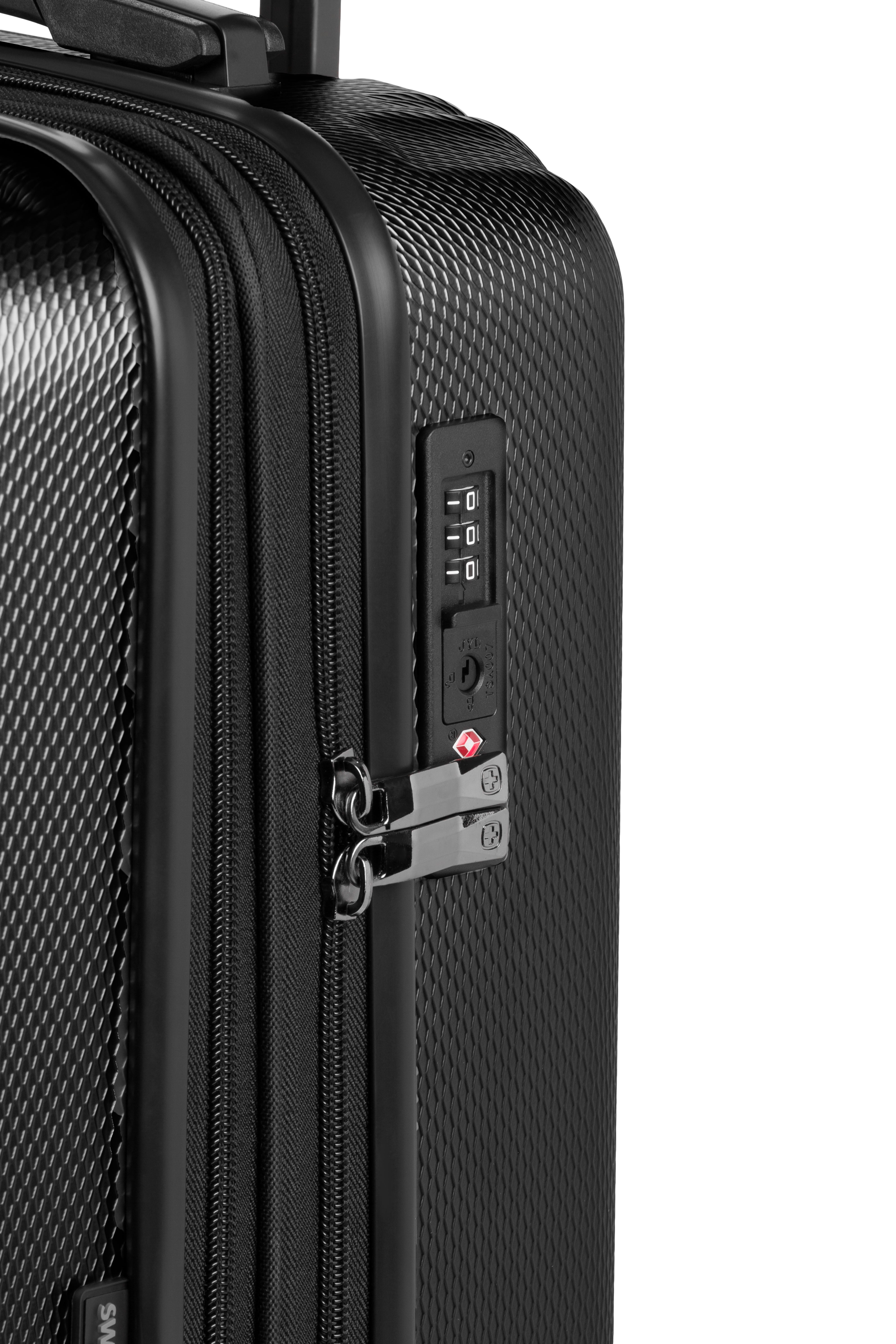 SWISSGEAR Energie Carry-On Spinner - Black - LE - 11