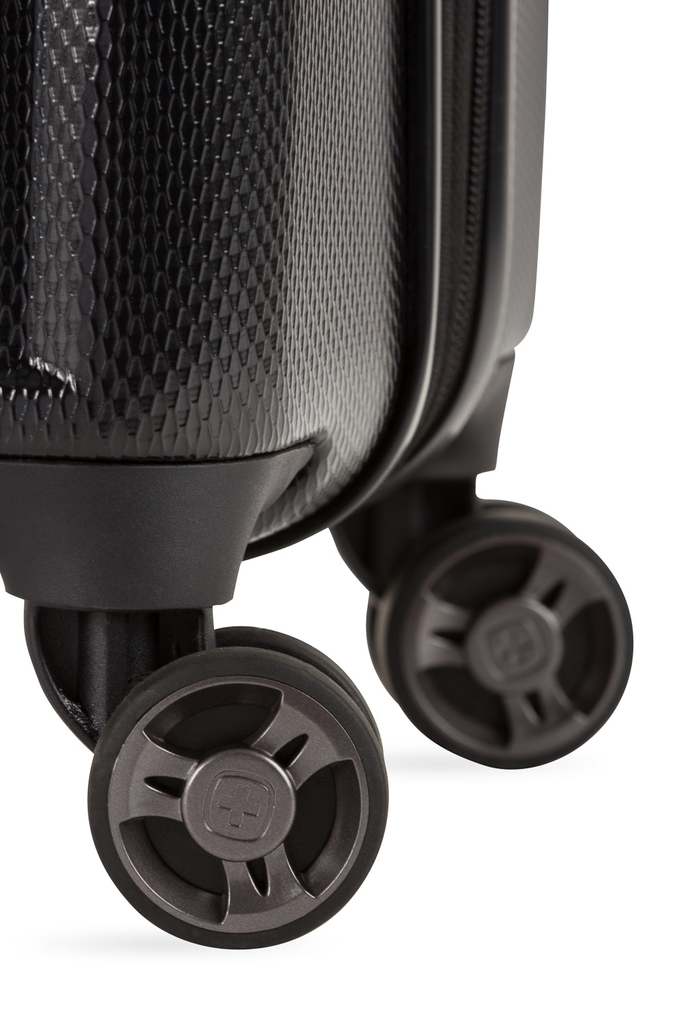 SWISSGEAR Energie Medium Checked Spinner - Black - 10