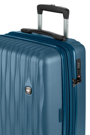SWISSGEAR Energie Carry-On Spinner in Atlas Blue