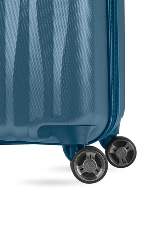 SWISSGEAR Energie Large Checked Spinner in Atlas Blue