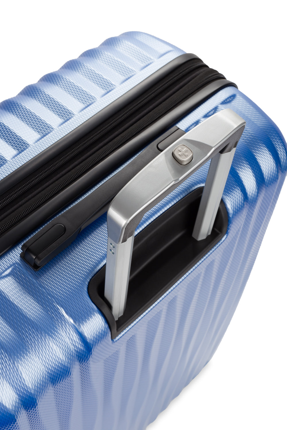 SWISSGEAR Energie Large Checked Spinner - Periwinkle - 06