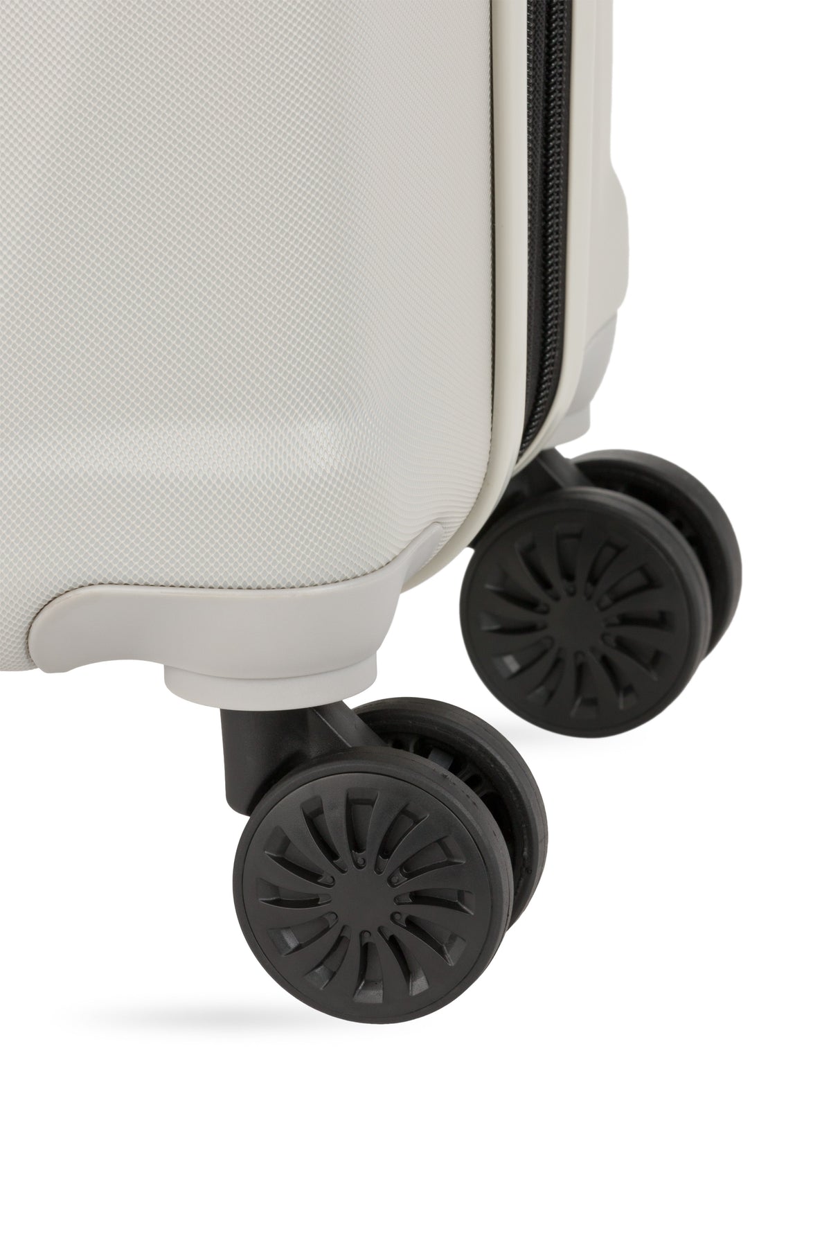 SWISSGEAR Cascade Carry-On Spinner - Light Grey - 08