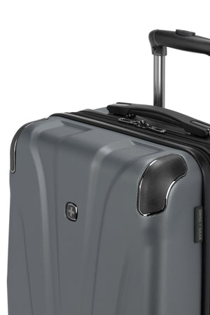 SWISSGEAR Cascade Carry-On Spinner in Dark Grey