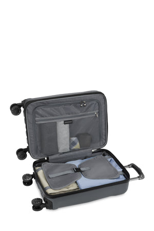 SWISSGEAR Cascade Carry-On Spinner in Dark Grey