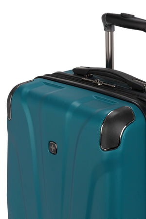 SWISSGEAR Cascade Carry-On Spinner in Teal