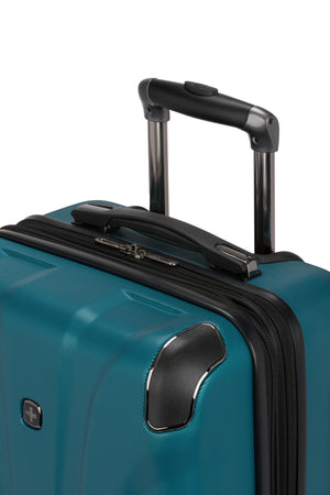SWISSGEAR Cascade Carry-On Spinner in Teal