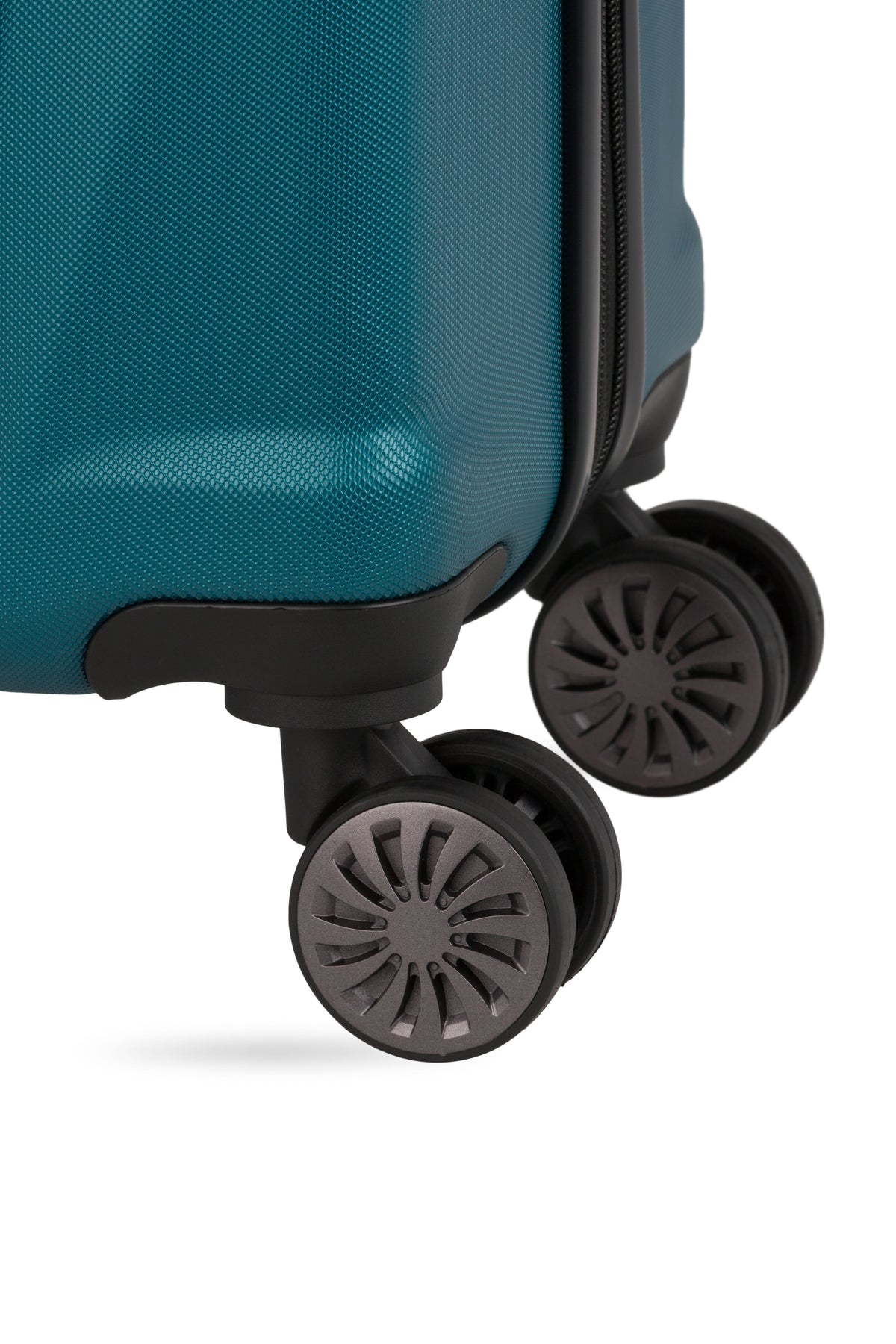SWISSGEAR Cascade Carry-On Spinner - Teal - 07