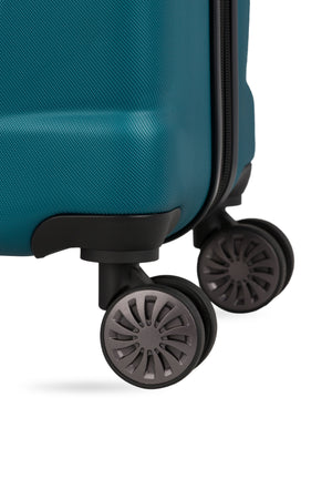 SWISSGEAR Cascade Large Checked Spinner in Teal