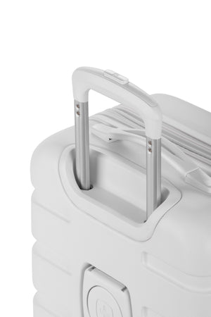 SWISSGEAR Signature Carry-On Spinner in White