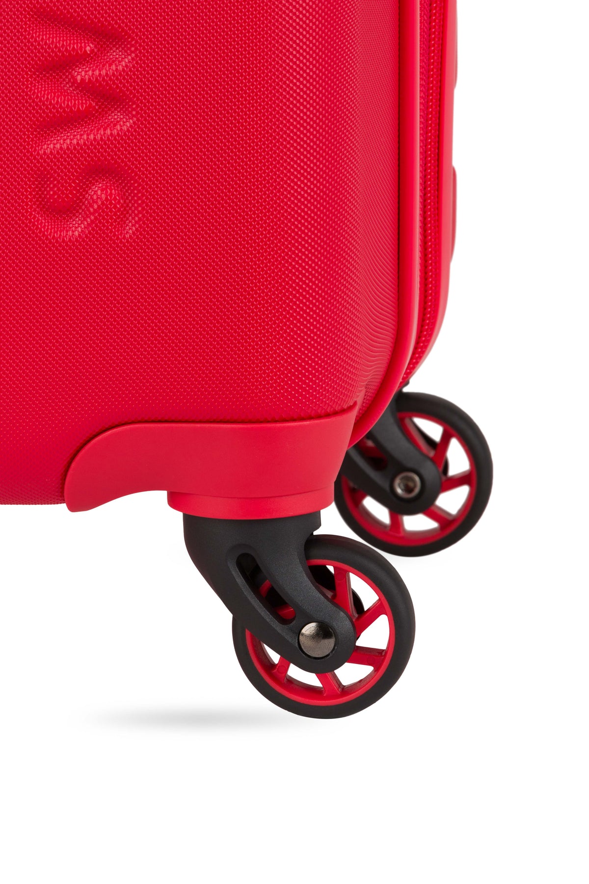 SWISSGEAR Signature Carry-On Spinner - Red - 14