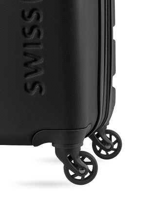 SWISSGEAR Signature Carry-On Spinner in Limited Edition Black