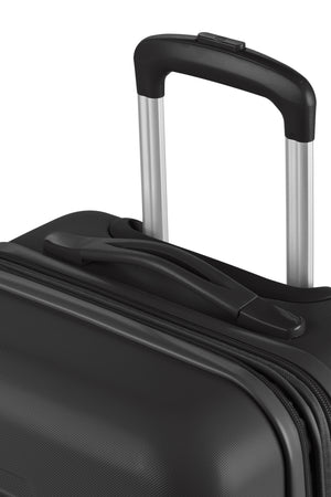 SWISSGEAR Signature Carry-On Spinner in Limited Edition Black
