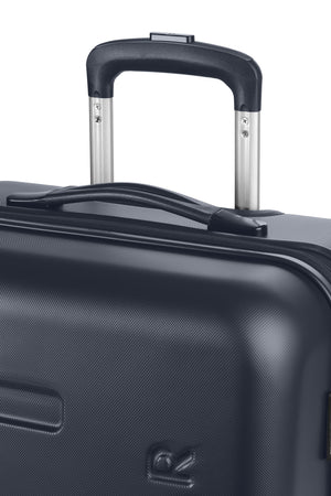 SWISSGEAR Signature Medium Checked Spinner in Navy