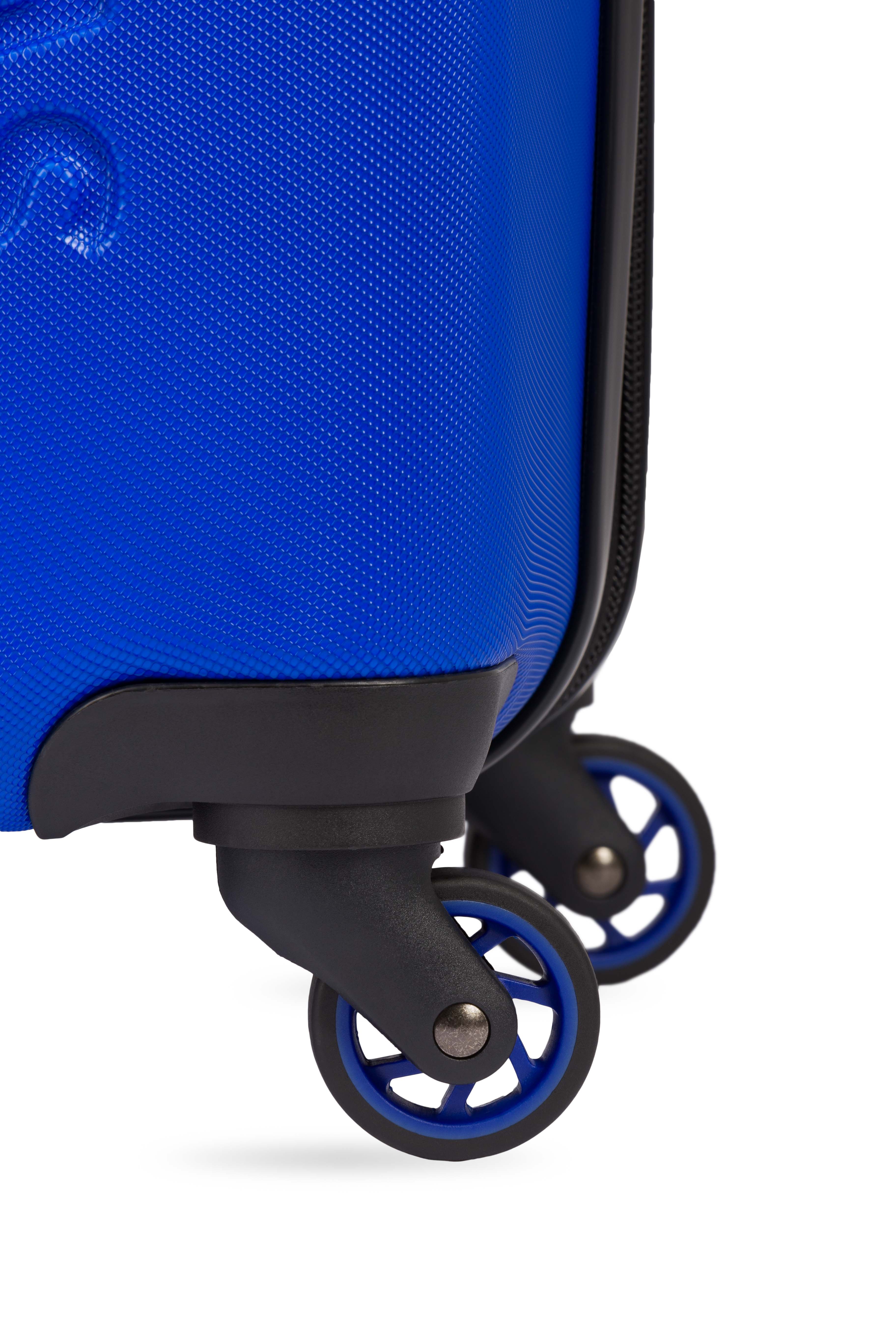 SWISSGEAR Pro Traveler Bundle