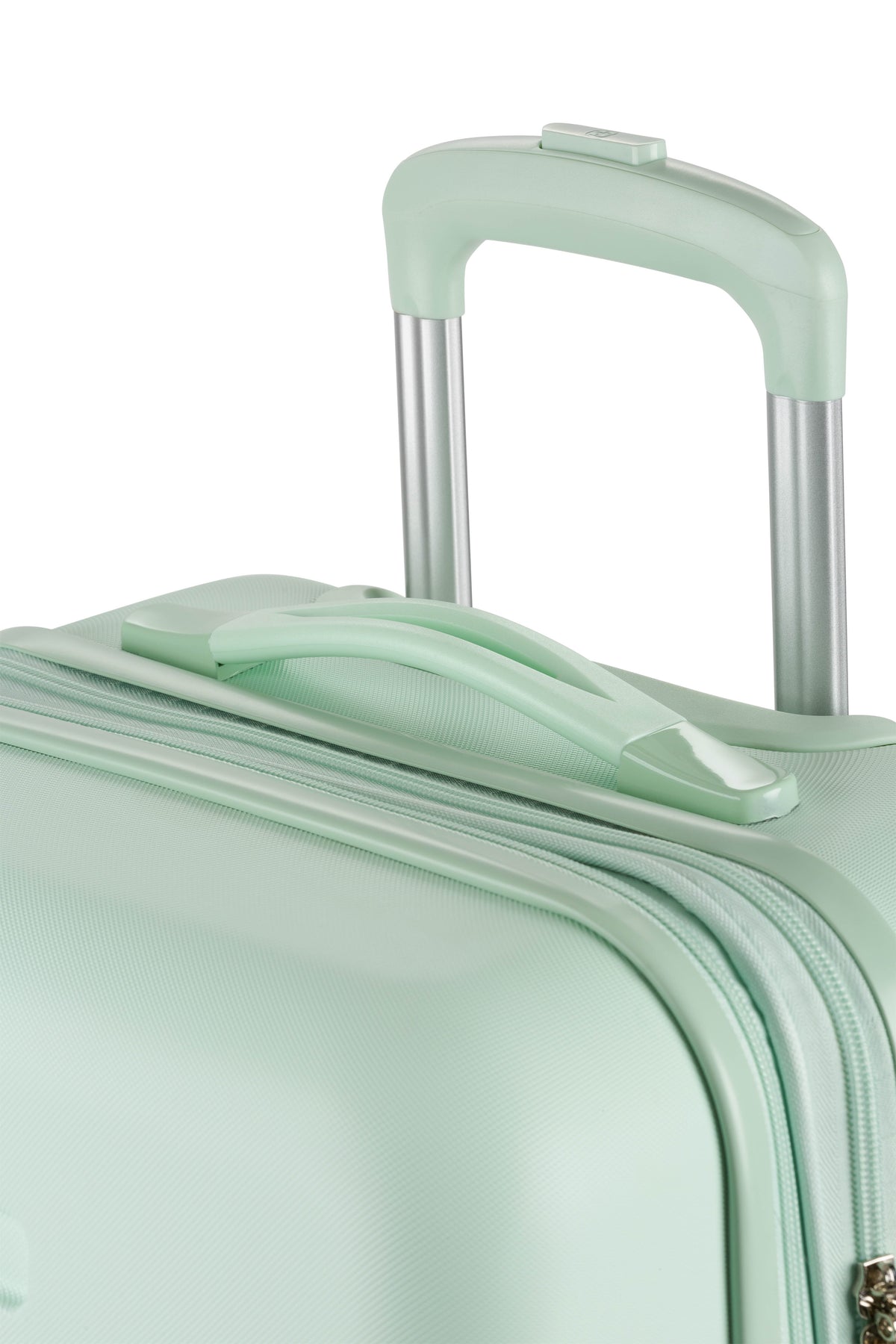 SWISSGEAR Signature Carry-On Spinner - Clearly Aqua - 14