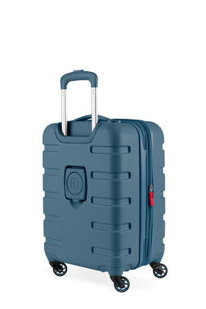SWISSGEAR Signature Carry On Spinner in Atlas Blue