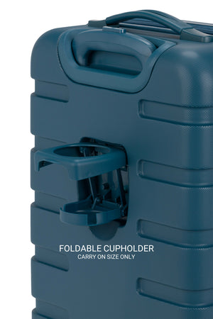 SWISSGEAR Signature Carry On Spinner in Atlas Blue