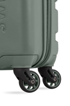 SWISSGEAR Signature 2-Piece Spinner Set
