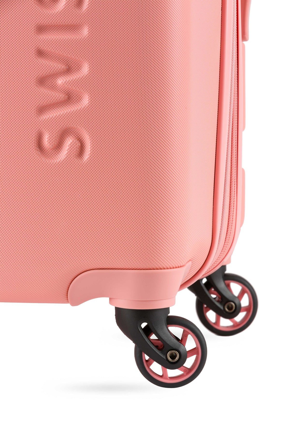 SWISSGEAR Signature Medium Checked Spinner - Coral - 08