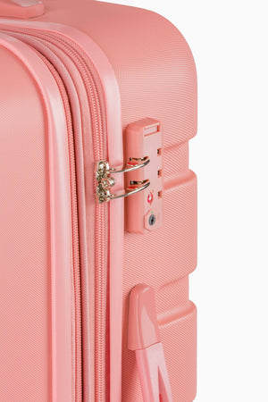 SWISSGEAR Modern Traveler Medium Checked Bundle in Coral/Black/Grey