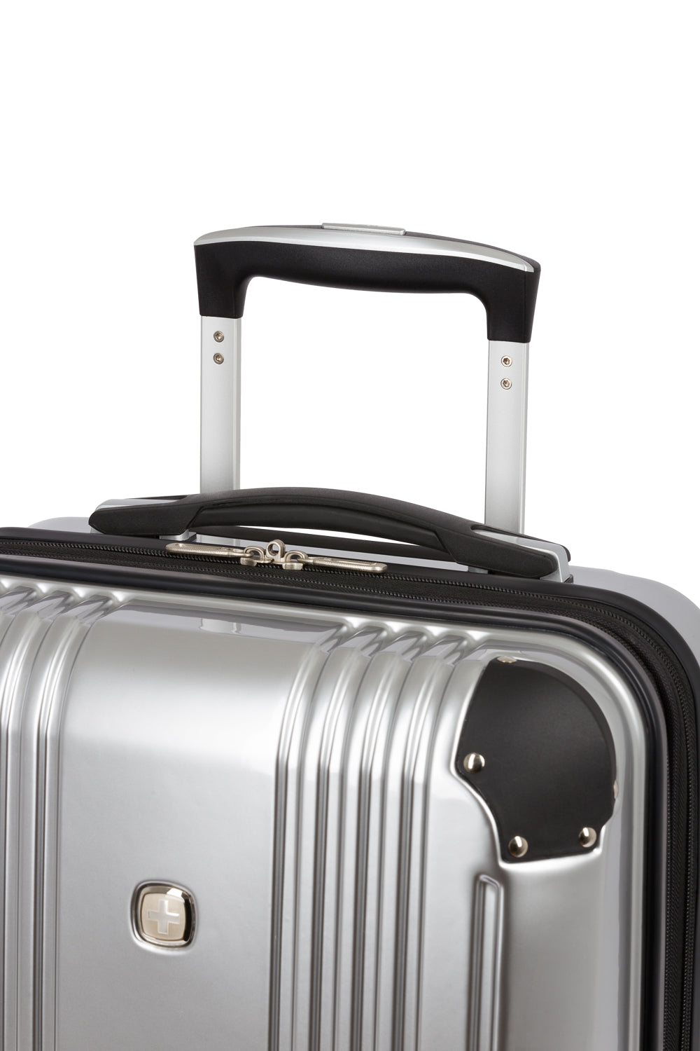 SWISSGEAR 7786 Carry-On Spinner in Silver