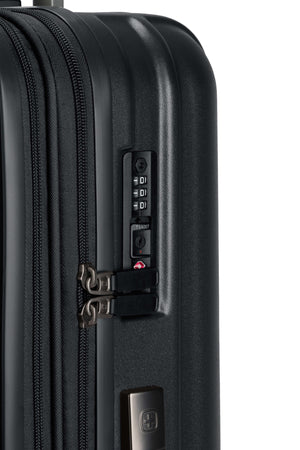 SWISSGEAR Ridge 2-Piece Spinner Set in Black