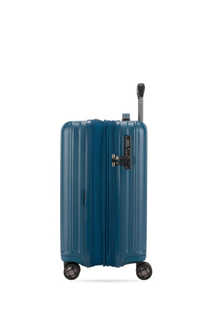 SWISSGEAR Ridge Carry-On Spinner in Atlas Blue
