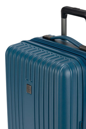 SWISSGEAR Ridge Carry-On Spinner in Atlas Blue