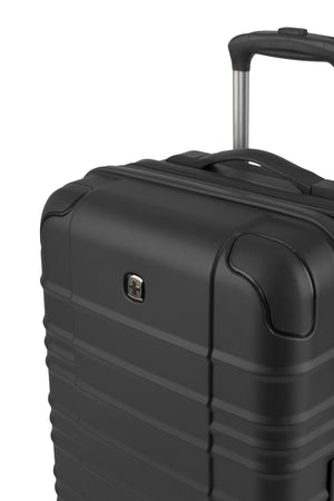 SWISSGEAR Cascade II Carry On Spinner in Black