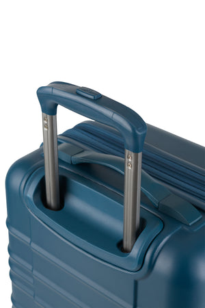 SWISSGEAR Cascade II Carry On Spinner in Atlas Blue