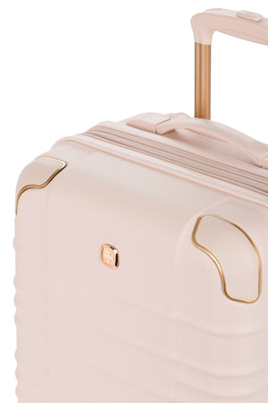 SWISSGEAR 8027 19” Expandable Carry On Hardside Spinner Luggage in Pink
