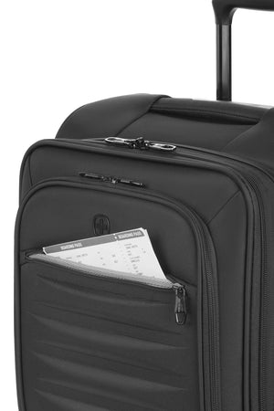 SWISSGEAR Checklite II Carry-On Spinner in Black