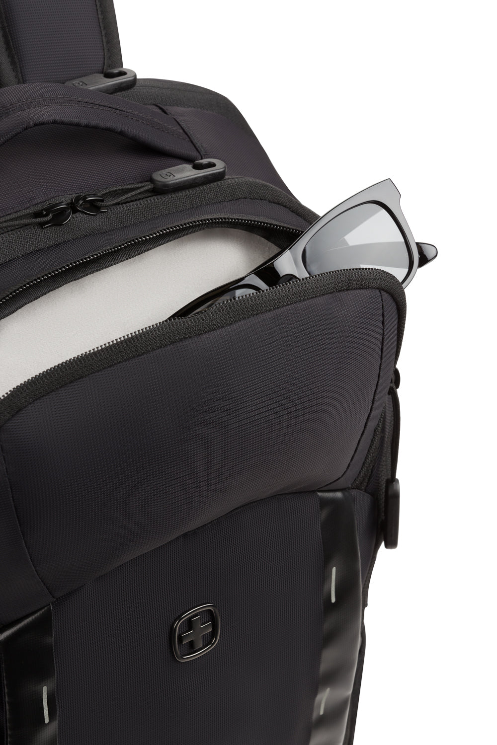 SWISSGEAR Viibe Pro Laptop Backpack - Black - 04