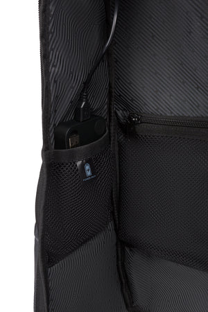 SWISSGEAR 8120 USB Gaming Laptop Backpack - Black - battery pack pocket (battery pack not included)