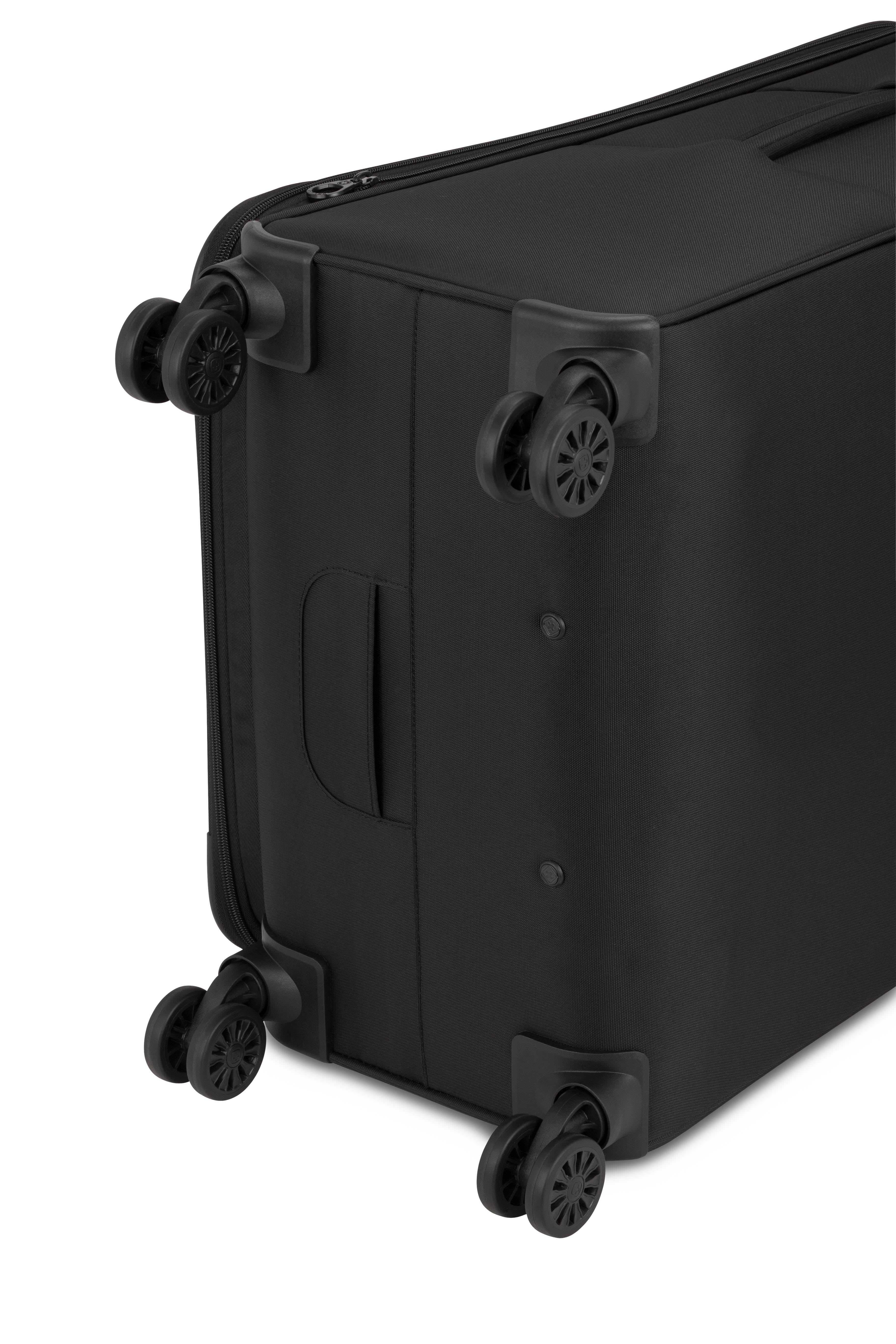 SWISSGEAR 8260 Carry-On Spinner