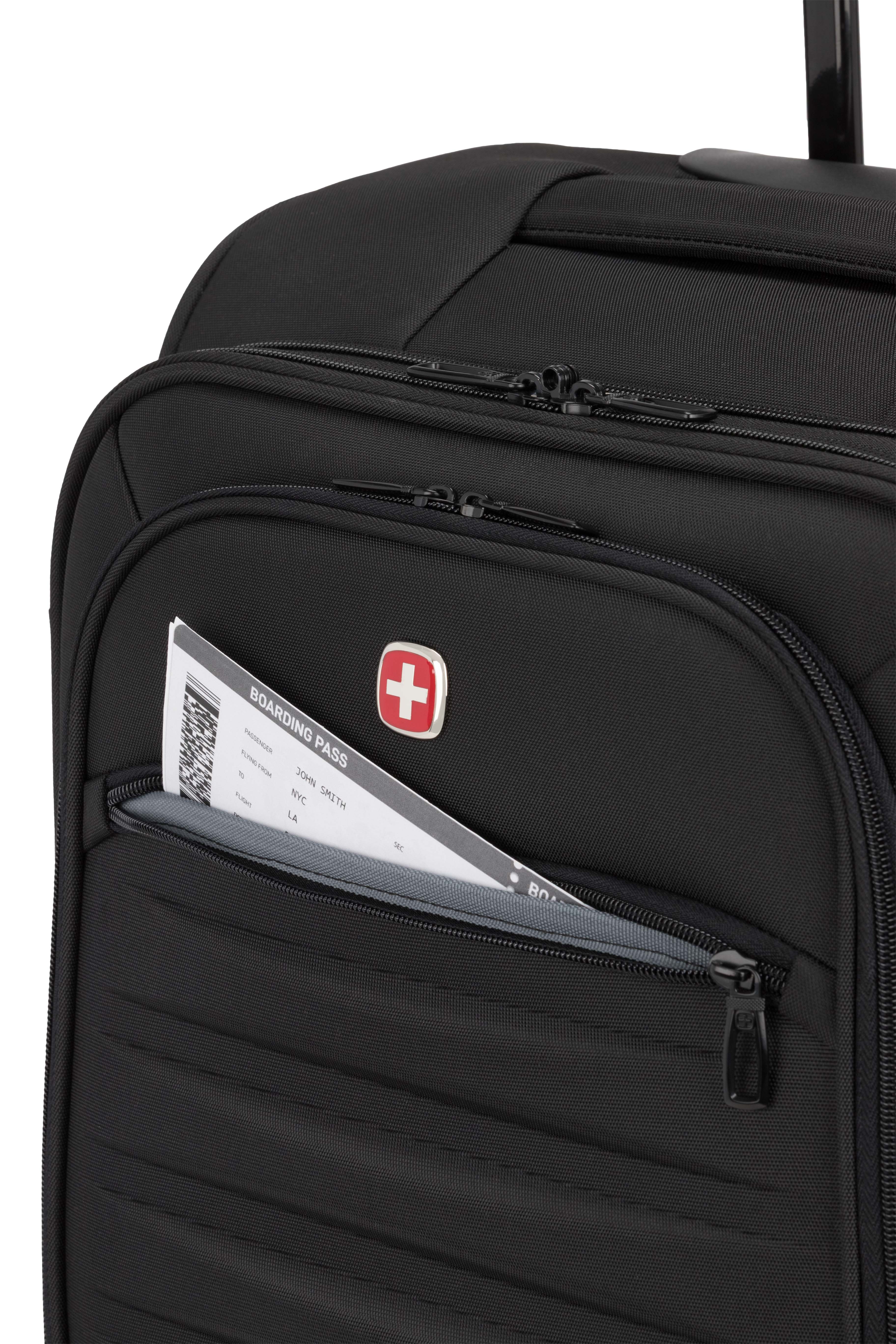 SWISSGEAR 8260 Carry-On Spinner