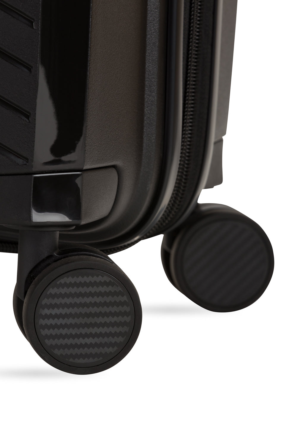 Swissgear 8836 Expandable Hardside Spinner Luggage Multi-directional spinner wheels
