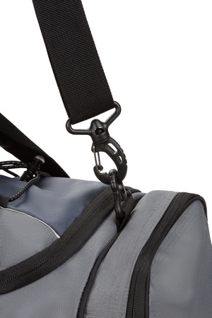 Swissgear 9000 20” Apex Duffel Bag with shoulder strap for a comfortable carry