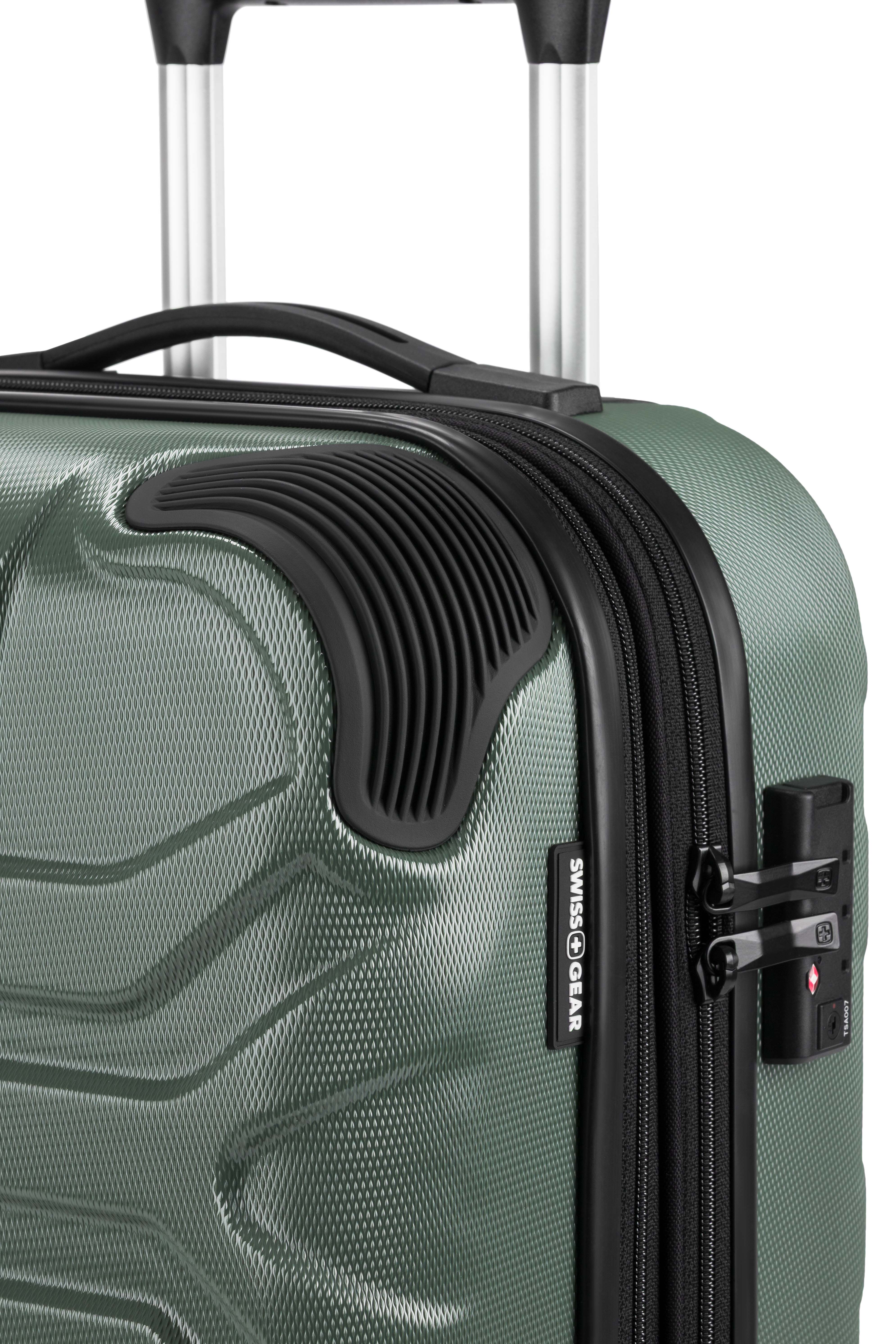 SWISSGEAR SWE46800 Carry On Spinner