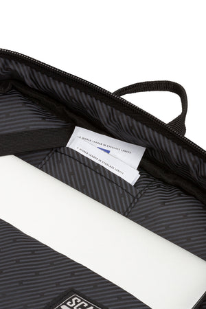 Glass cleaning cloth pocket