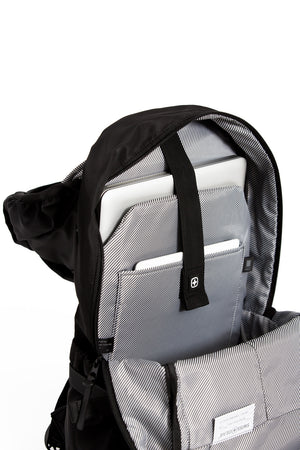 Swissgear 2703 Laptop Backpack Internal padded laptop pocket that fits most 15” laptops