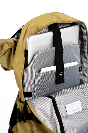 Swissgear 2703 Laptop Backpack Internal padded laptop pocket that fits most 15” laptops