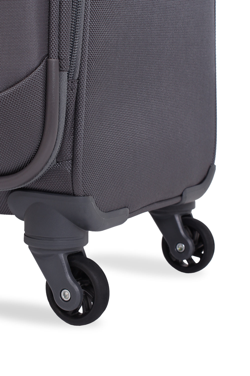 Swissgear 6006 Expandable Liteweight Spinner Luggage Four 360-degree, multi-directional liteweight spinner wheels