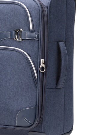 Swissgear 7660 Expandable Liteweight Spinner Luggage Durable, reinforced padded grab handles