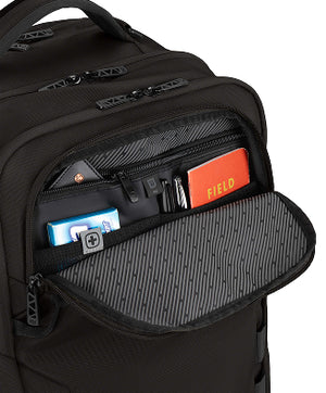 6 pack fitness voyager laptop backpack Targus 17" EXP Travel With a capacity of 30 liters Targus 17 Voyager EXP Travel