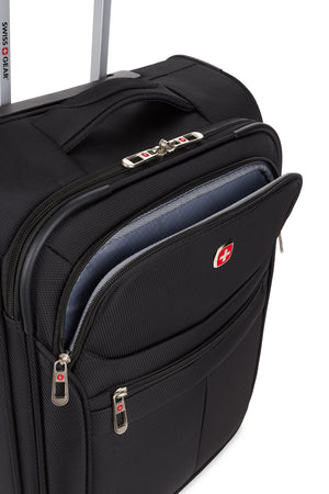 Swissgear 2pc Weekend Luggage Set Two front pockets for additional storage space
