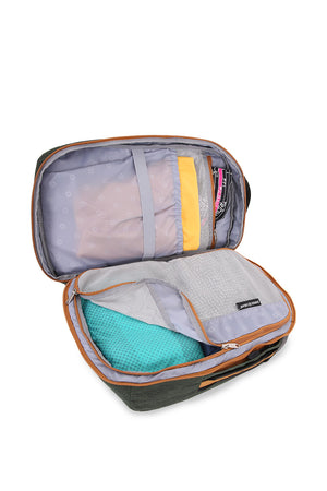 Swissgear 5337 Hybrid Backpack Main compartment features garment compartment