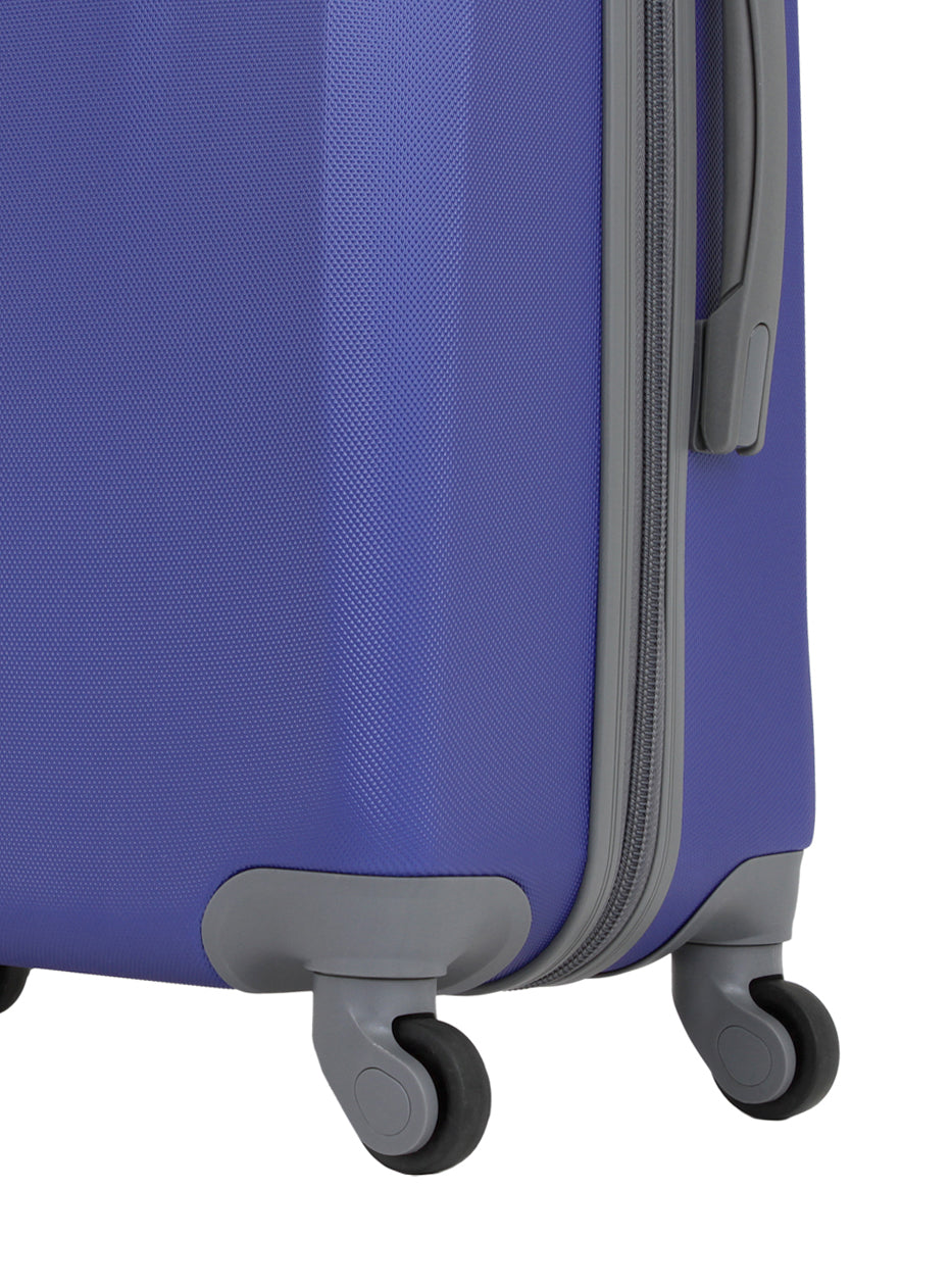 Swissgear 6072 Hardside Spinner Luggage 360-degree, multi-directional spinner wheels