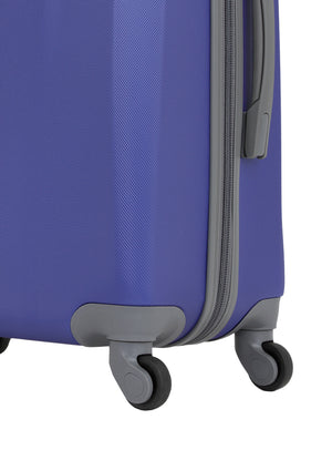 SWISSGEAR 6072 Large Checked Spinner in Blue